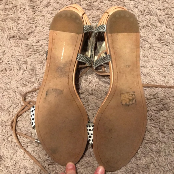 Sandals - Picture 4 of 5